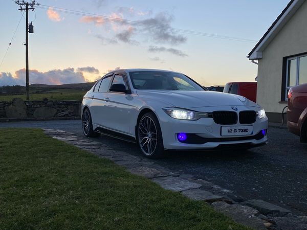 BMW 3-Series Saloon, Diesel, 2012, White
