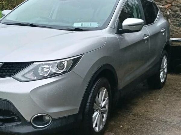 Nissan Qashqai SUV, Petrol, 2017, Grey