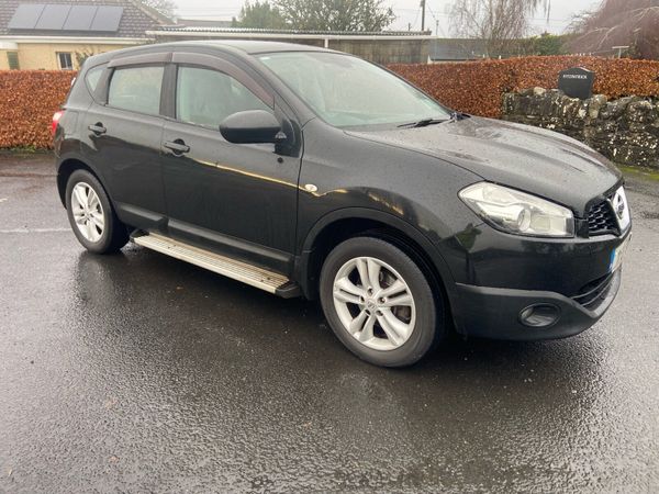 Nissan Qashqai Hatchback, Diesel, 2011, Black