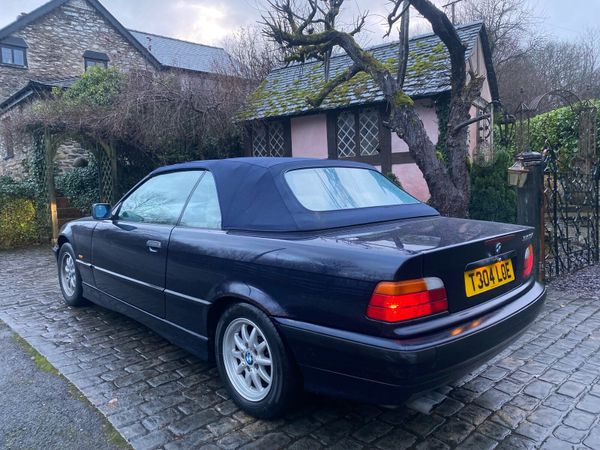 BMW 3-Series Saloon, Petrol, 1999, Blue