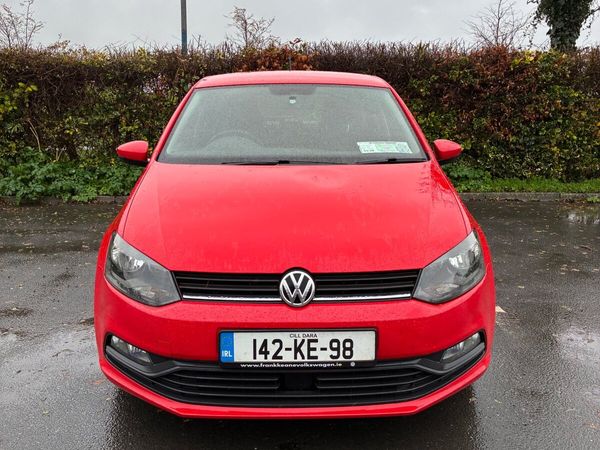 Volkswagen Polo Hatchback, Petrol, 2014, Red