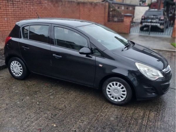 Opel Corsa Hatchback, Petrol, 2012, Black