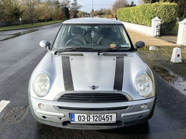 Mini One Hatchback, Petrol, 2003, Silver