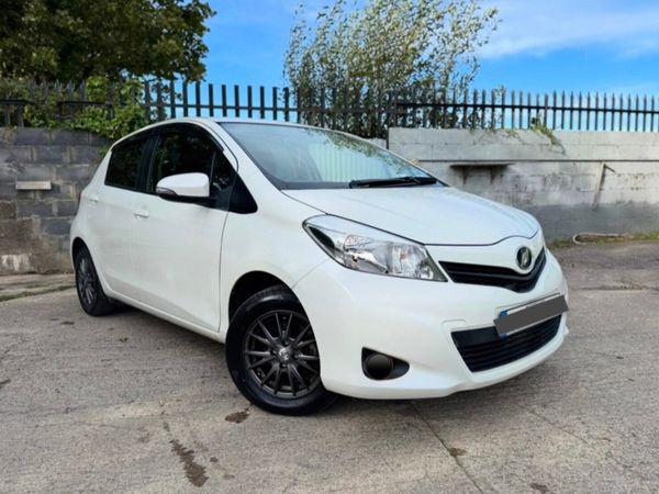 Toyota Vitz Hatchback, Petrol, 2013, White