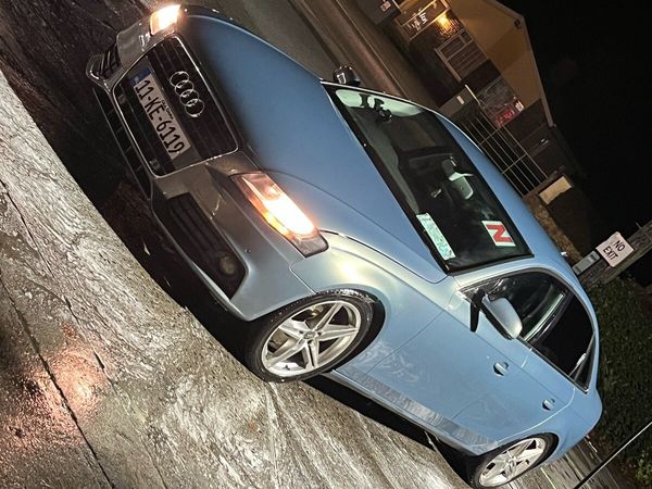 Audi A4 Saloon, Diesel, 2011, Blue