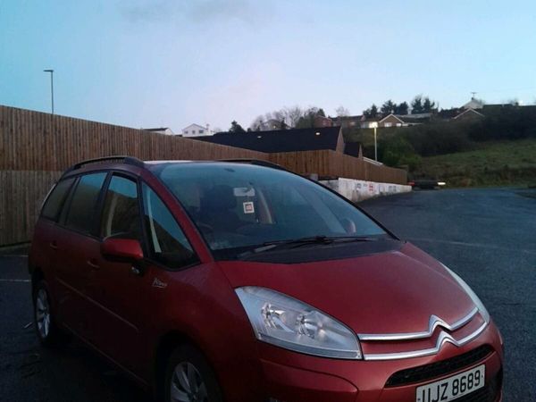 Citroen C4 Picasso MPV, Diesel, 2013, Red