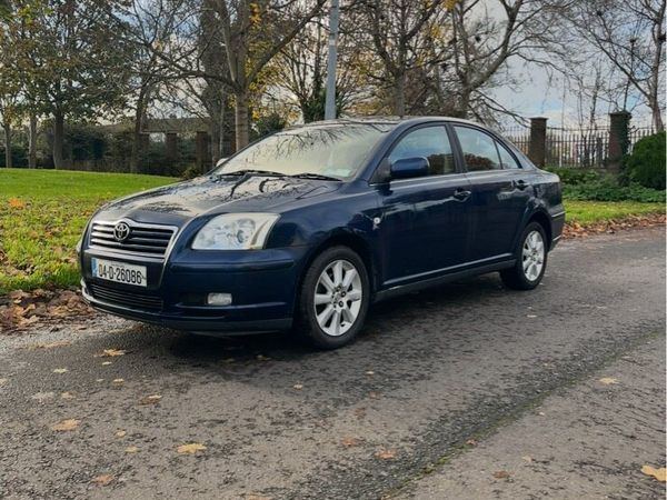 Toyota Avensis Saloon, Petrol, 2004, Blue