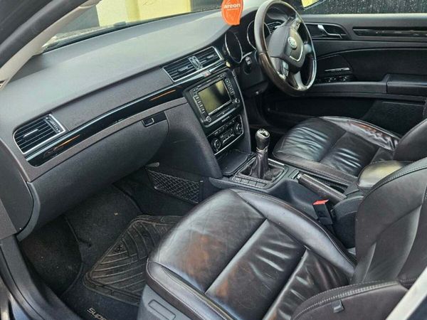 Skoda Superb Saloon, Diesel, 2013, Black