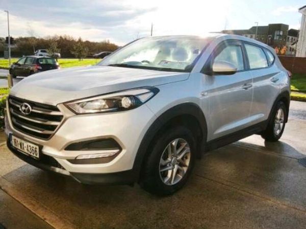 Hyundai Tucson SUV, Diesel, 2016, Silver
