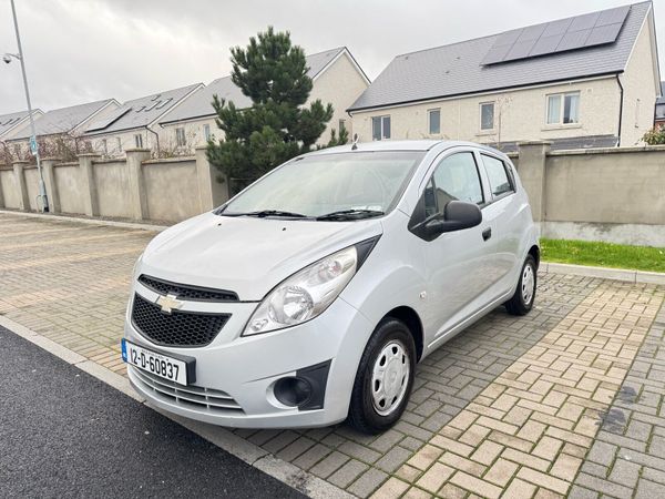 Chevrolet Spark Hatchback, Petrol, 2012, Silver