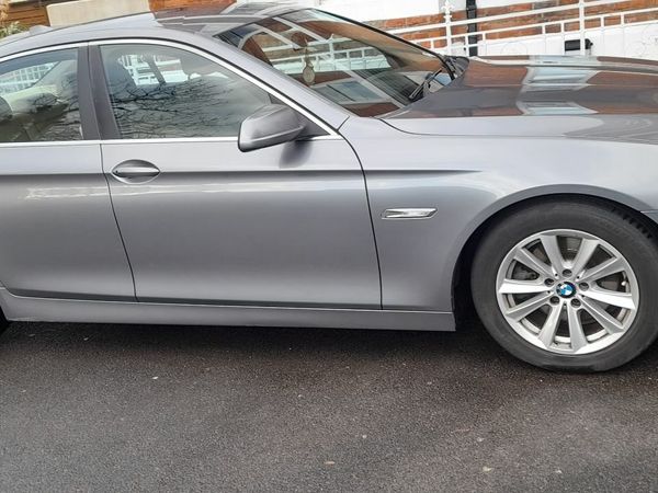 BMW 5-Series Saloon, Diesel, 2010, Grey