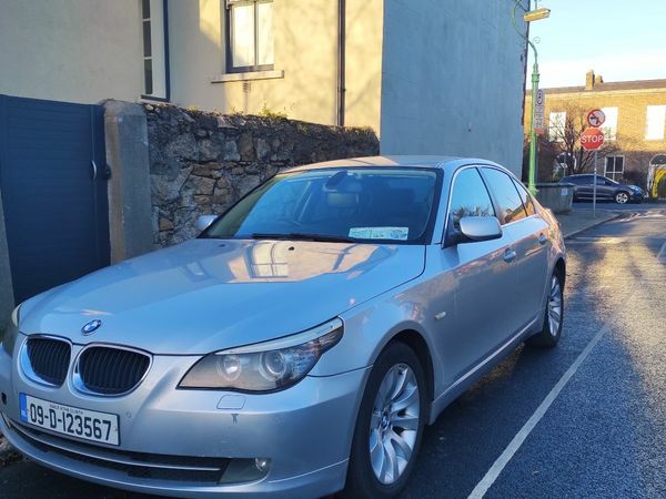 BMW 5-Series Saloon, Diesel, 2009, Silver