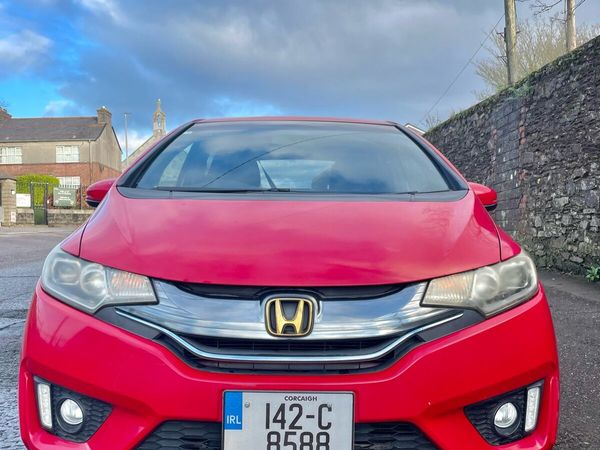 Honda Fit Hatchback, Petrol Hybrid, 2014, Red
