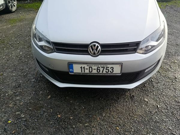 Volkswagen Polo Hatchback, Petrol, 2011, Silver