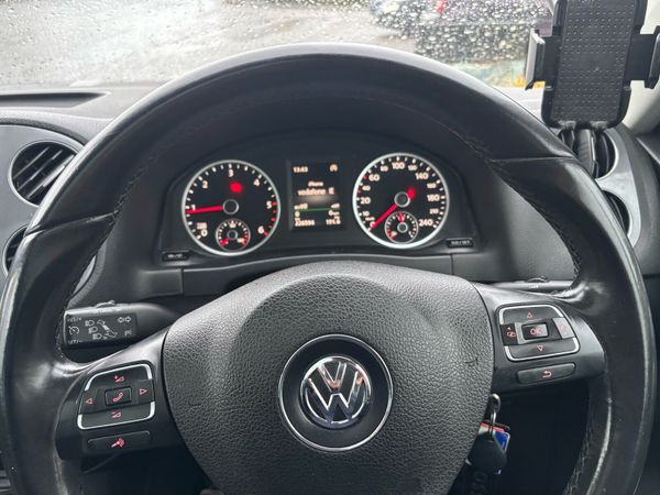 Volkswagen Tiguan SUV, Diesel, 2015, Blue