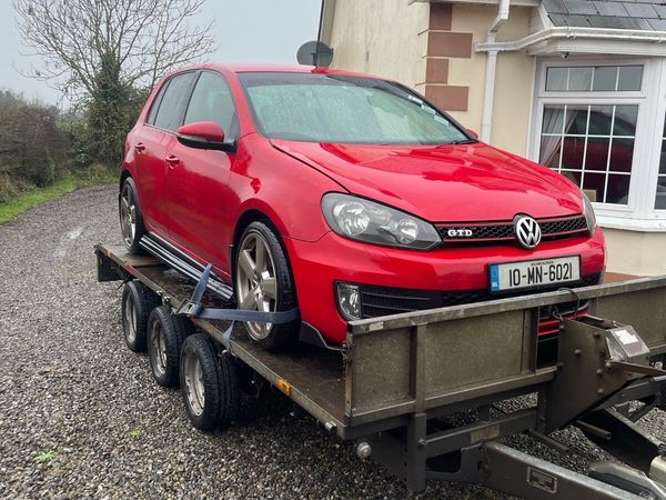Volkswagen Golf Hatchback, Diesel, 2010, Red