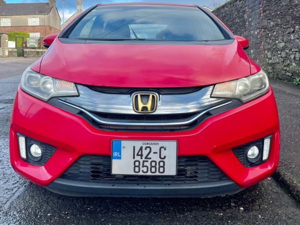 Honda Fit Hatchback, Petrol Hybrid, 2014, Red