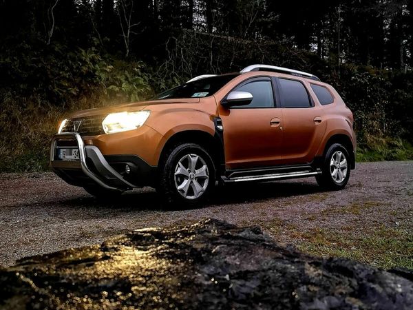 Dacia Duster SUV, Petrol, 2019, Orange