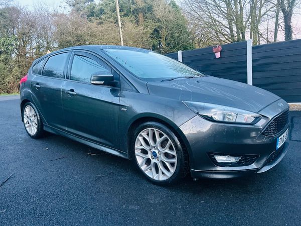 Ford Focus Hatchback, Diesel, 2017, Grey