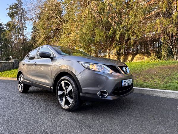 Nissan Qashqai Hatchback, Diesel, 2016, Grey