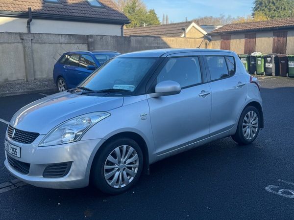 Suzuki Swift Hatchback, Diesel, 2012, Silver
