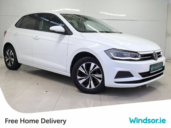 Volkswagen Polo Hatchback, Petrol, 2021, White