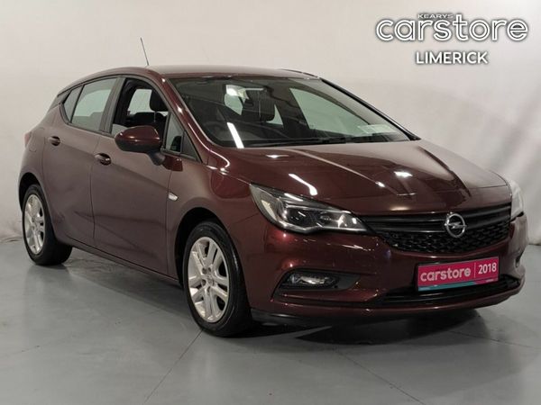 Opel Astra Hatchback, Petrol, 2018, Red