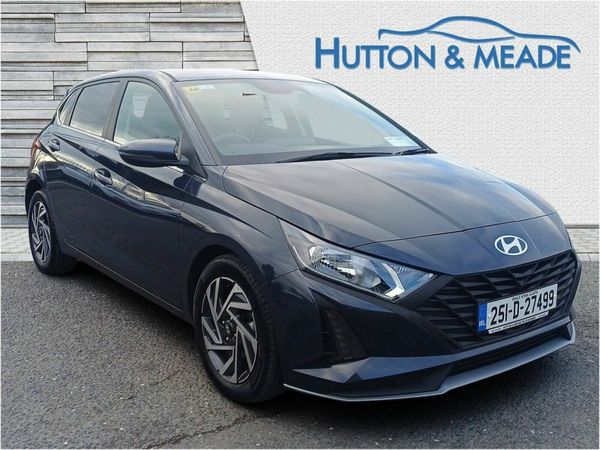 Hyundai i20 Hatchback, Petrol, 2025, Grey