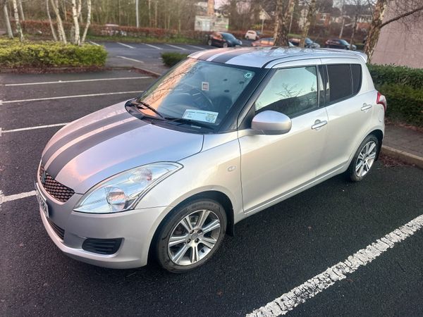 Suzuki Swift Hatchback, Petrol, 2013, Silver