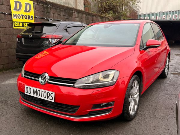 Volkswagen Golf Hatchback, Petrol, 2016, Red