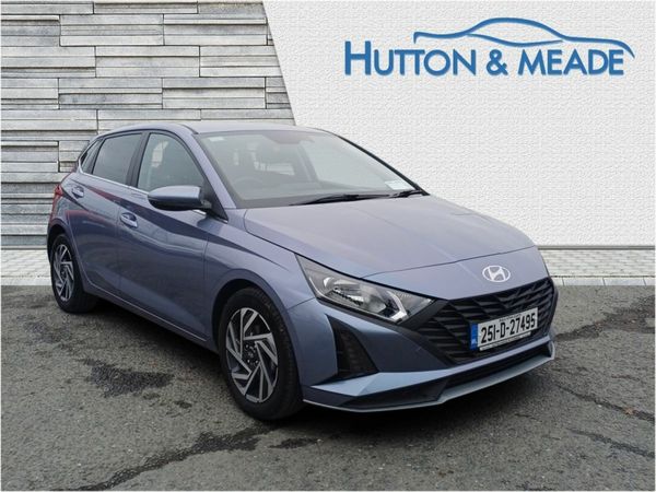 Hyundai i20 Hatchback, Petrol, 2025, Blue
