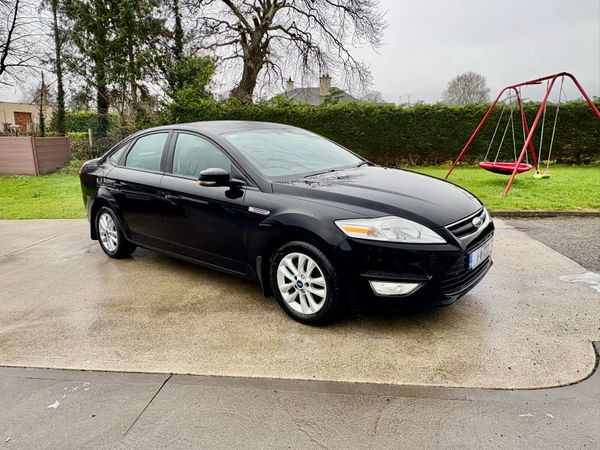 Ford Mondeo Saloon, Diesel, 2011, Black