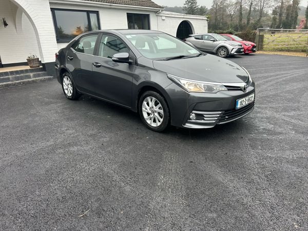 Toyota Corolla Saloon, Petrol, 2018, Grey