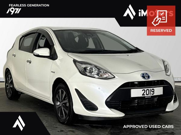 Toyota Aqua Hatchback, Petrol Hybrid, 2019, White