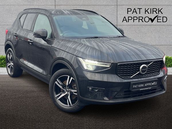 Volvo XC40 Estate, Petrol, 2022, Black