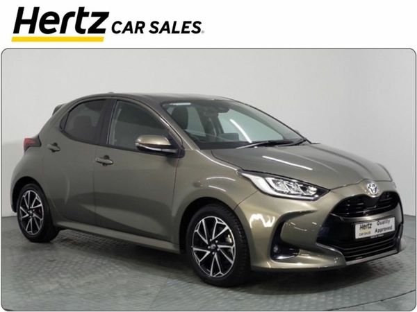 Toyota Yaris Hatchback, Petrol Hybrid, 2023, Gold