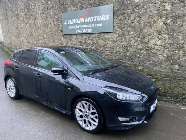 Ford Focus Hatchback, Diesel, 2017, Black