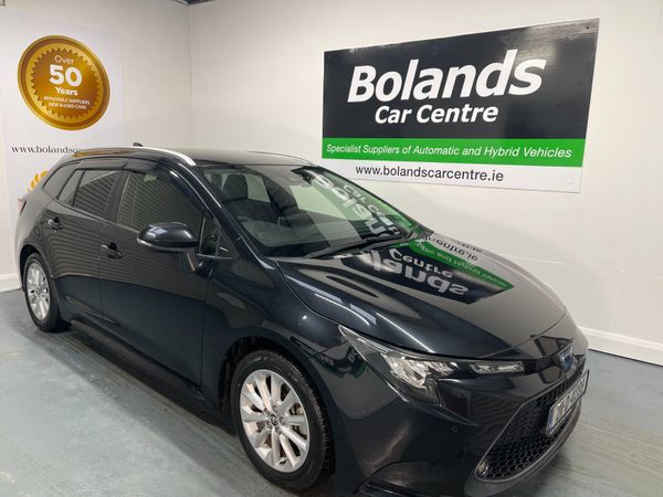 Toyota Corolla Estate, Petrol Hybrid, 2021, Black