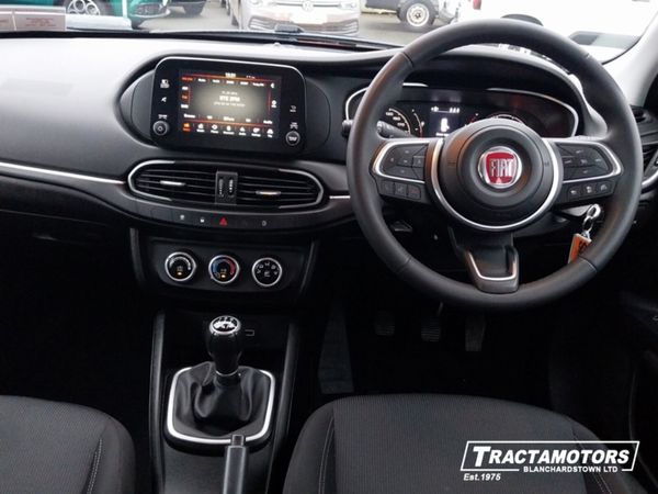 Fiat Tipo Hatchback, Petrol, 2023, Red