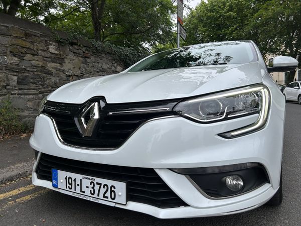 Renault Megane Saloon, Petrol, 2019, White
