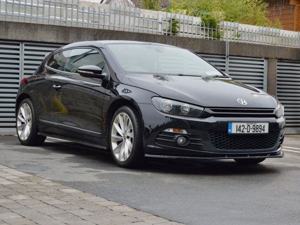 Volkswagen Scirocco Hatchback, Petrol, 2014, Black