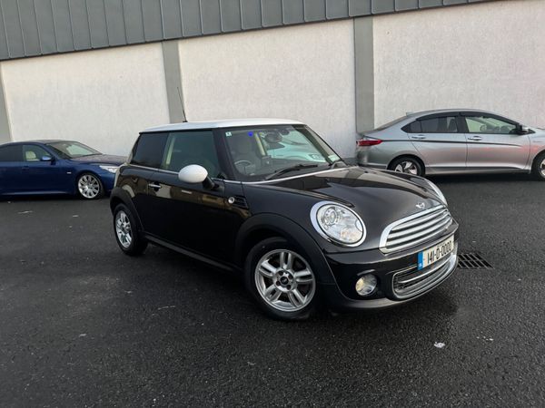 Mini Cooper Hatchback, Petrol, 2014, Black