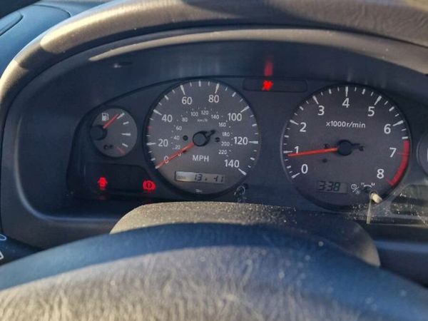 Nissan Almera Saloon, Petrol, 2001, Silver