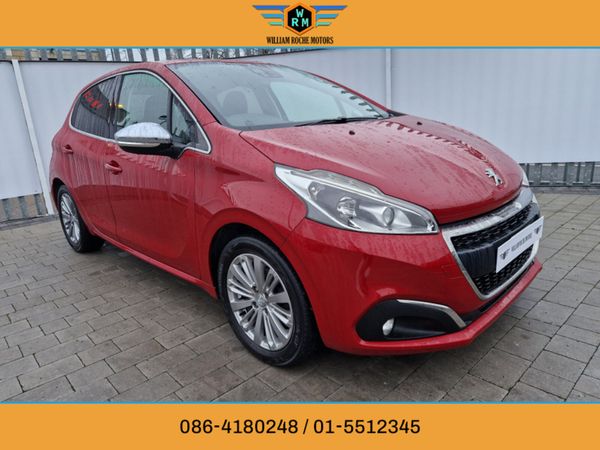 Peugeot 208 Hatchback, Petrol, 2017, Red