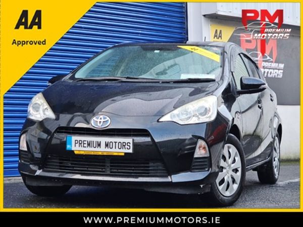 Toyota Aqua Hatchback, Petrol Hybrid, 2014, Black