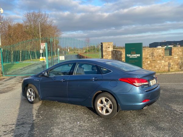 Hyundai i40 Saloon, Diesel, 2014, Blue