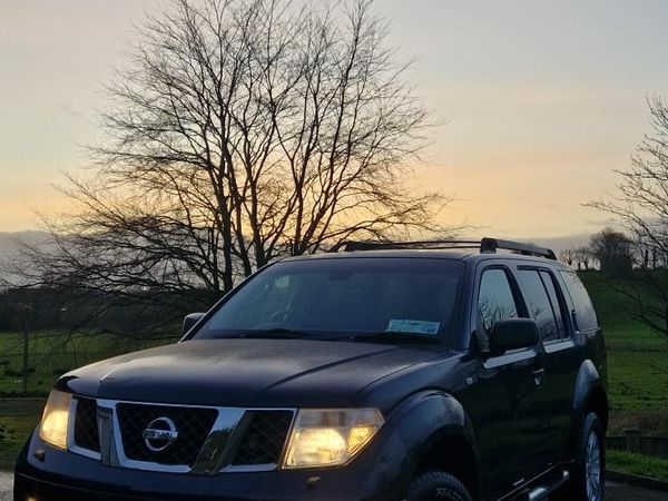 Nissan Pathfinder SUV, Diesel, 2007, Blue