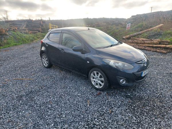 Mazda Demio MPV, Petrol, 2014, Blue