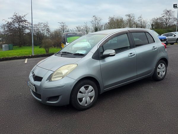 Toyota Vitz Hatchback, Petrol, 2008, Silver