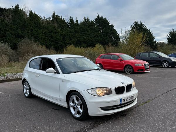 BMW 1-Series Hatchback, Diesel, 2009, White